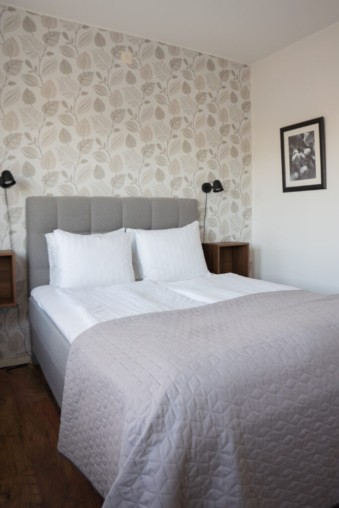 Bekvämt dubbelrum i centrala Härnösand – Hotell City